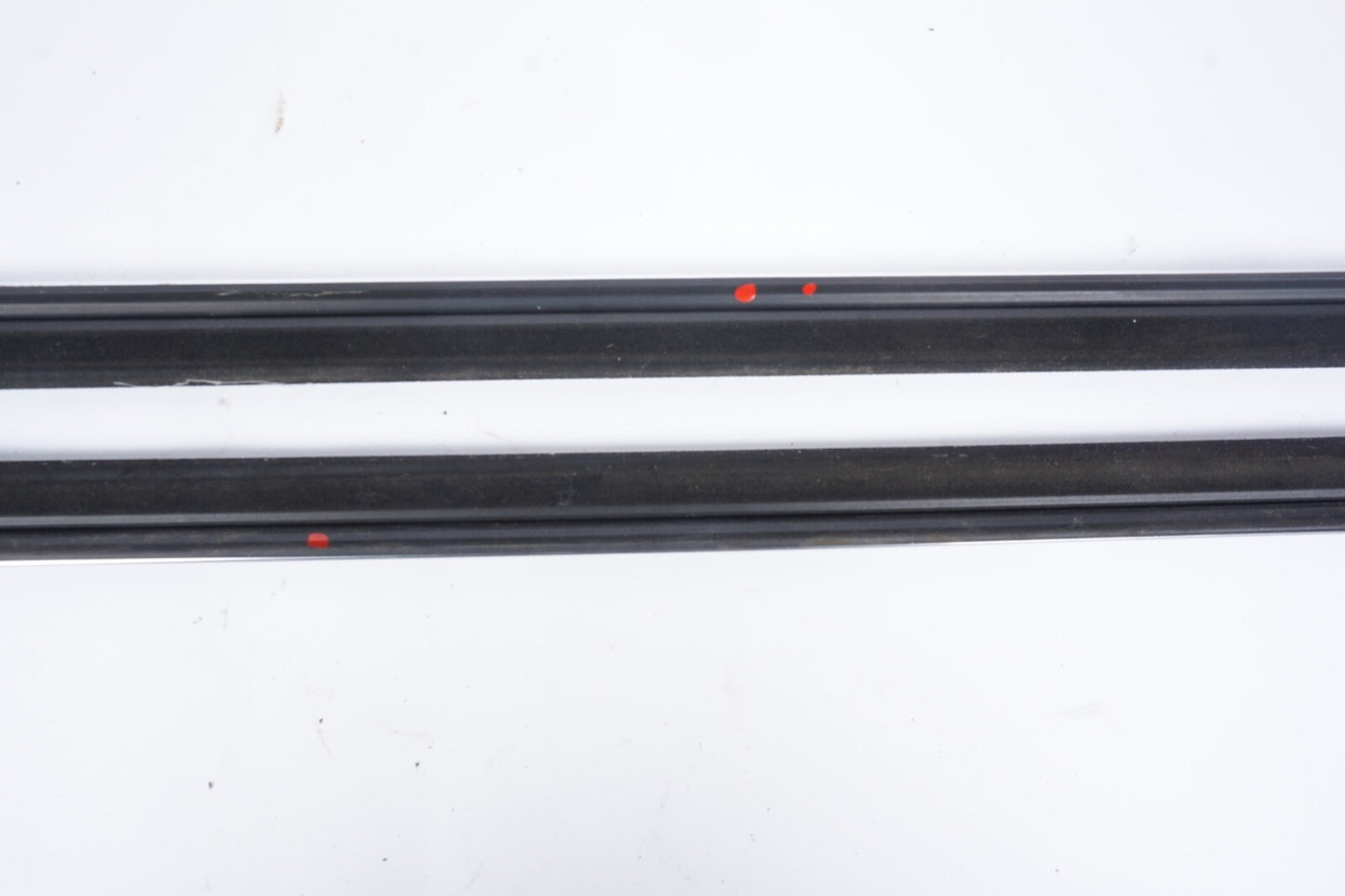 10-13 MERCEDES-BENZ C207 COUPE FRONT LEFT & RIGHT DOOR CHROME MOLDING