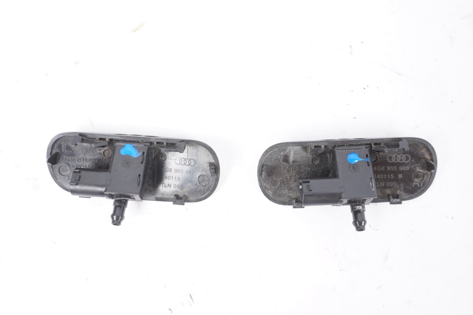 2012 - 2018 AUDI A7 WINDSHIELD WASHER SPRAYER JET NOZZLE LEFT & RIGHT OEM