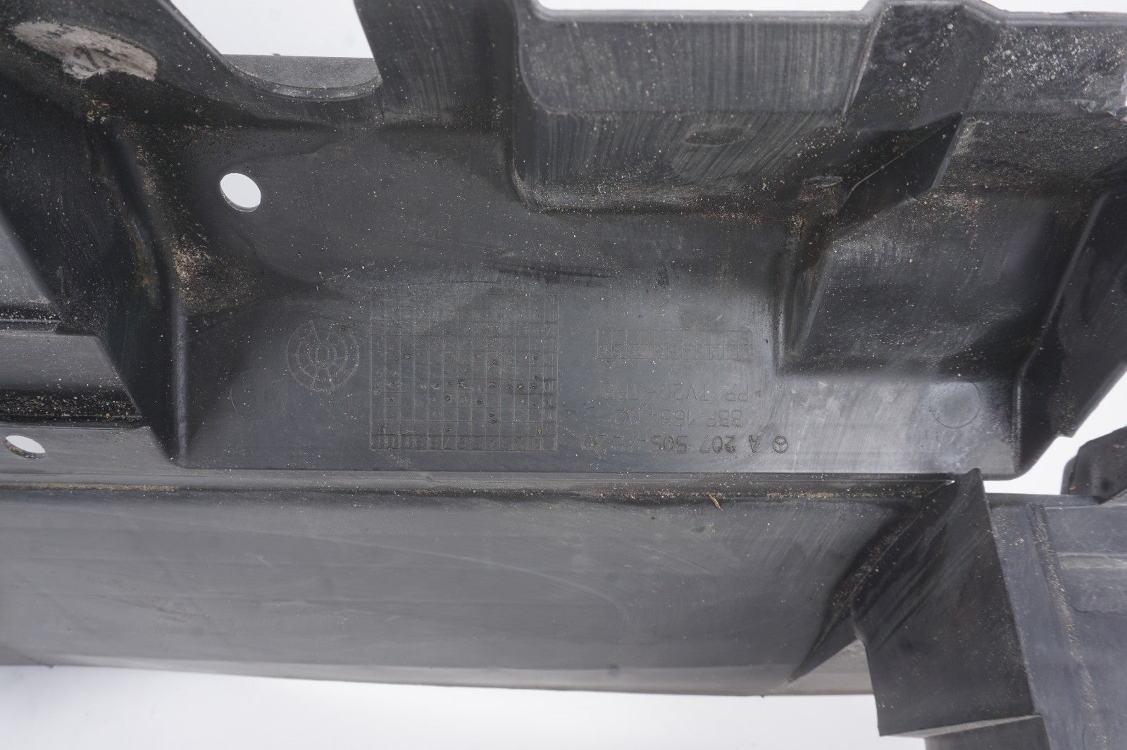 2011-2014 Mercedes-Benz W207 E350 Front Lower Radiator Support Baffle OEM