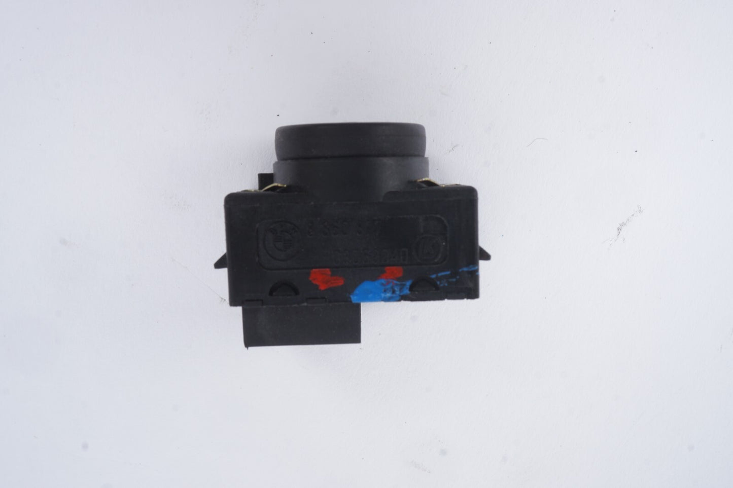 2006 - 2010  BMW 650i E64 Front Right Passenger Seat Lumbar Adjust Switch OEM