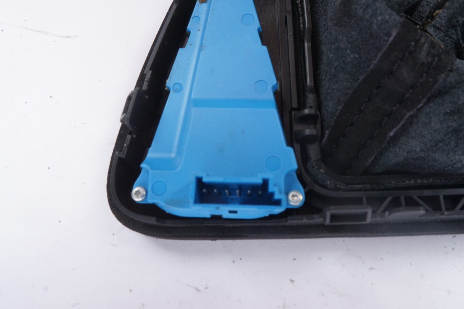 2007-2013 BMW E90 328i Gear Shifter Cover W Trim Indicator 7155643
