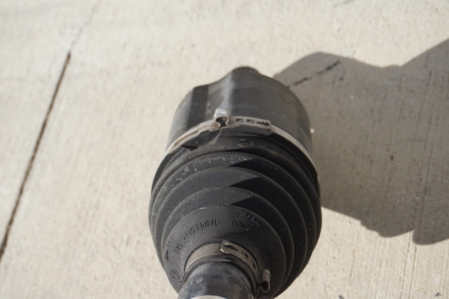 2016 - 2018 FIAT 500X FRONT LEFT DRIVER SIDE AXLE SHAFT OEM 2.4L