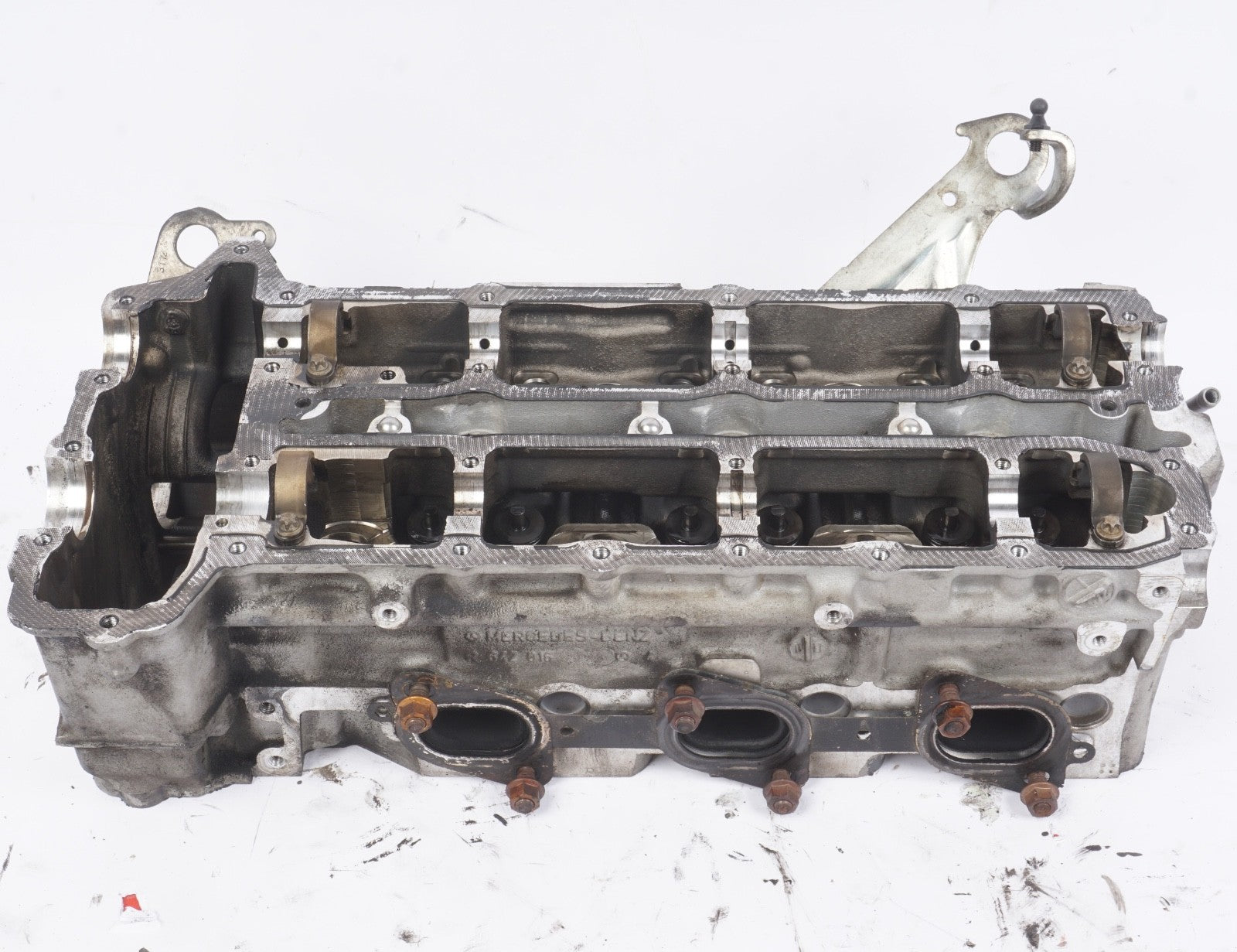 2011  - 2013 Mercedes E350 Diesel Engine Cylinder Head Left LH  A6420100521