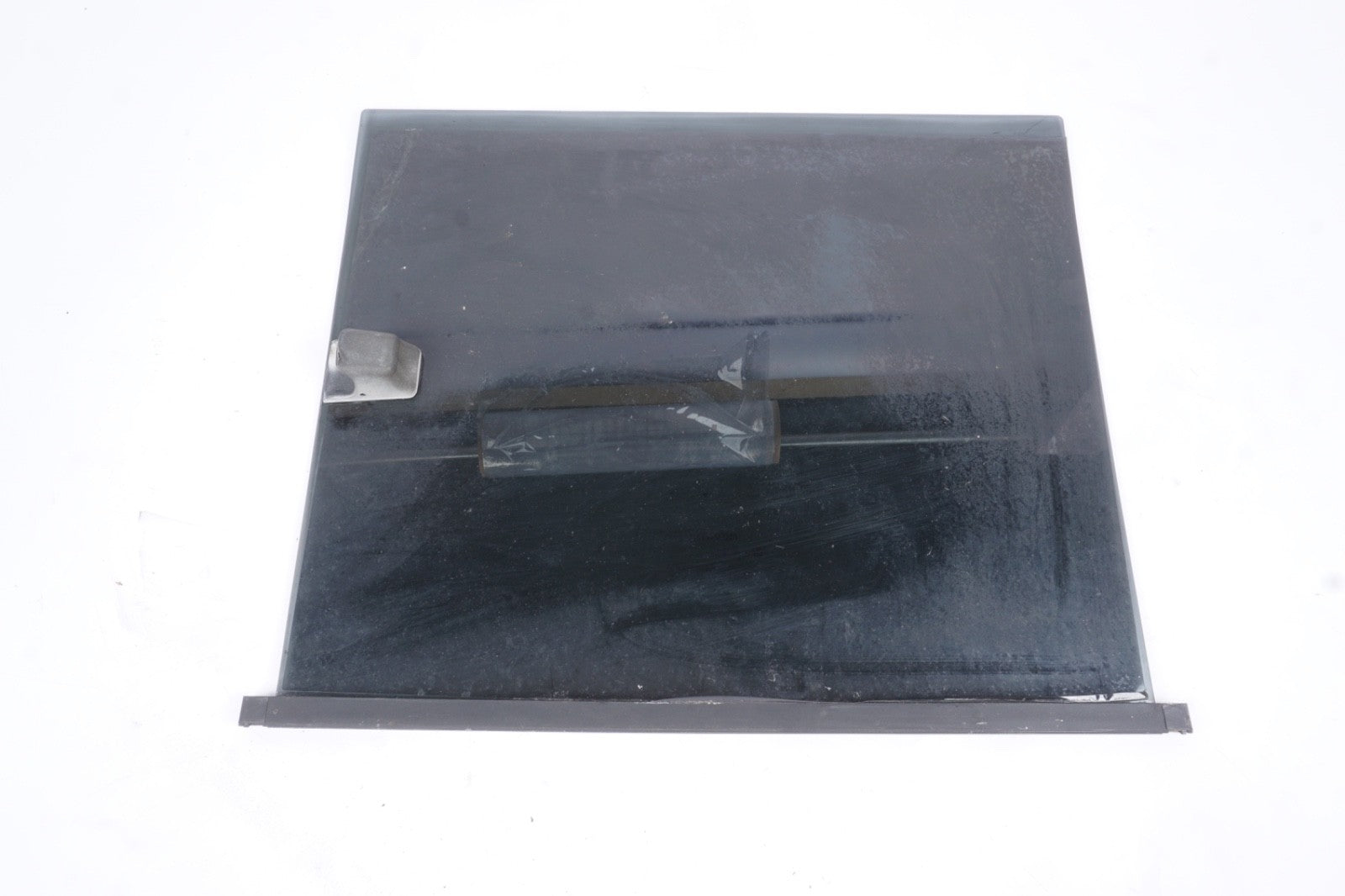 2016-2023 Nissan Titan XD Rear Back Center Window Glass Tempered OEM