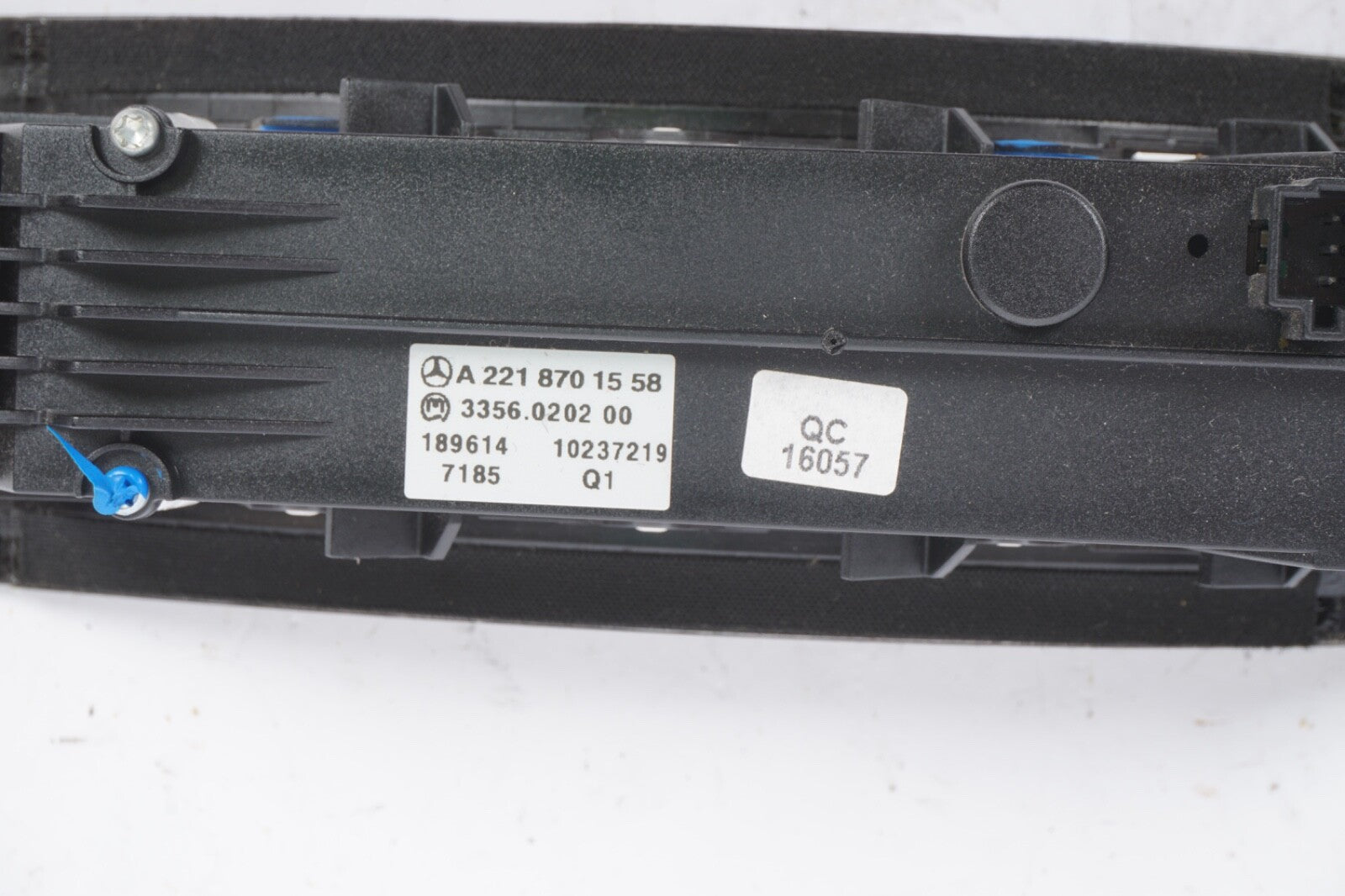 07-14 Mercedes W221 S550 CL550 Dashboard Dash Control Switch Panel 2218202910