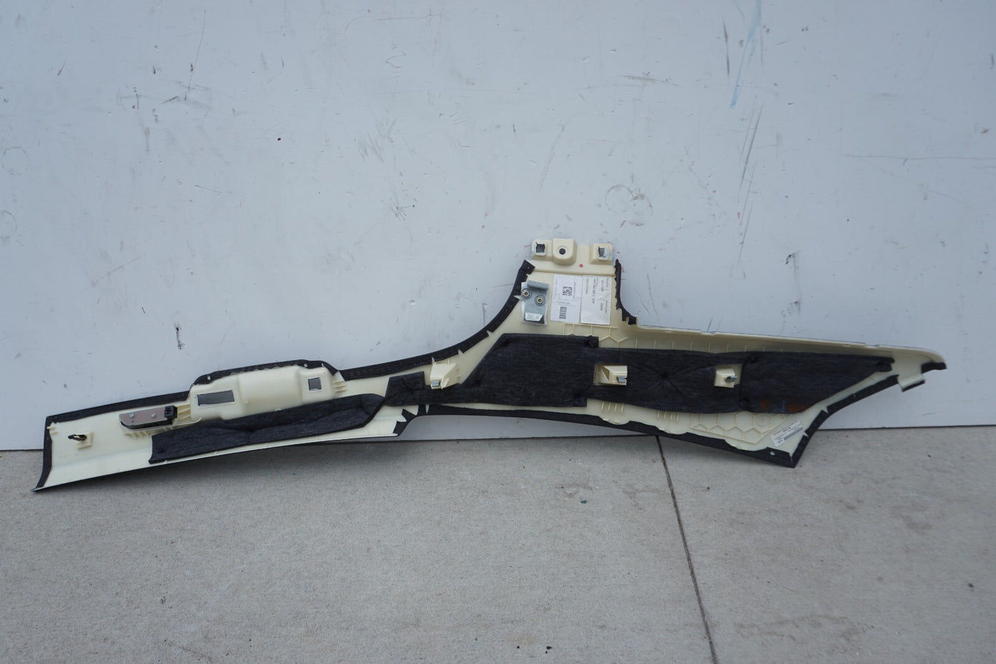 11-17 AUDI A8 A8L S8 REAR LEFT  D PILLAR UPPER QUARTER TRIM COVER ALCANTARA OEM