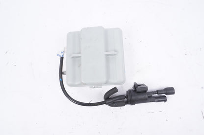 2014 - 2017 MERCEDES S550 CENTRAL LOCKING VACUUM VALVE PUMP TANK OEM
