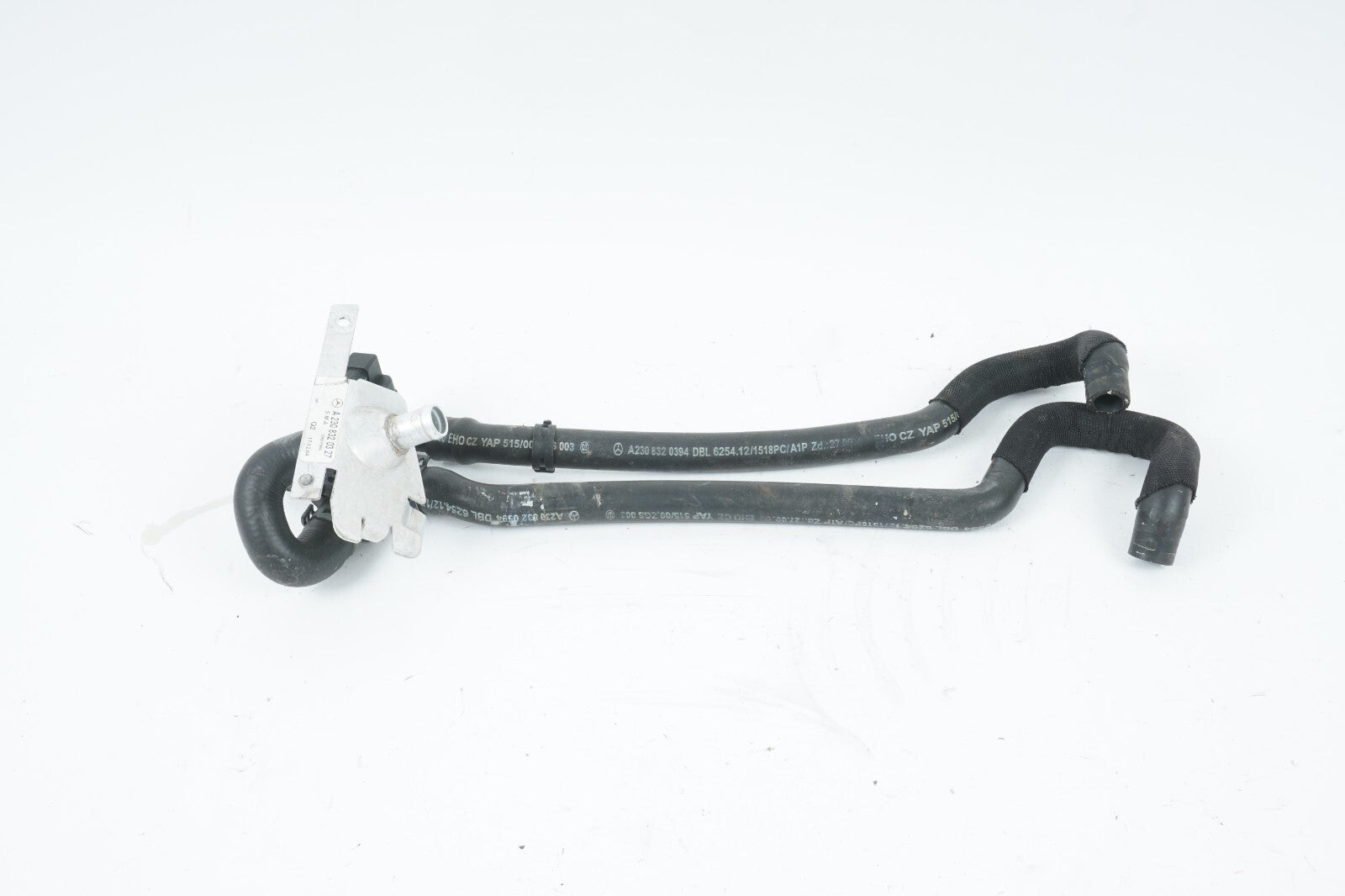 03 - 06 Mercedes R230 SL500 Heater Core Coolant Hoses Lines  OEM