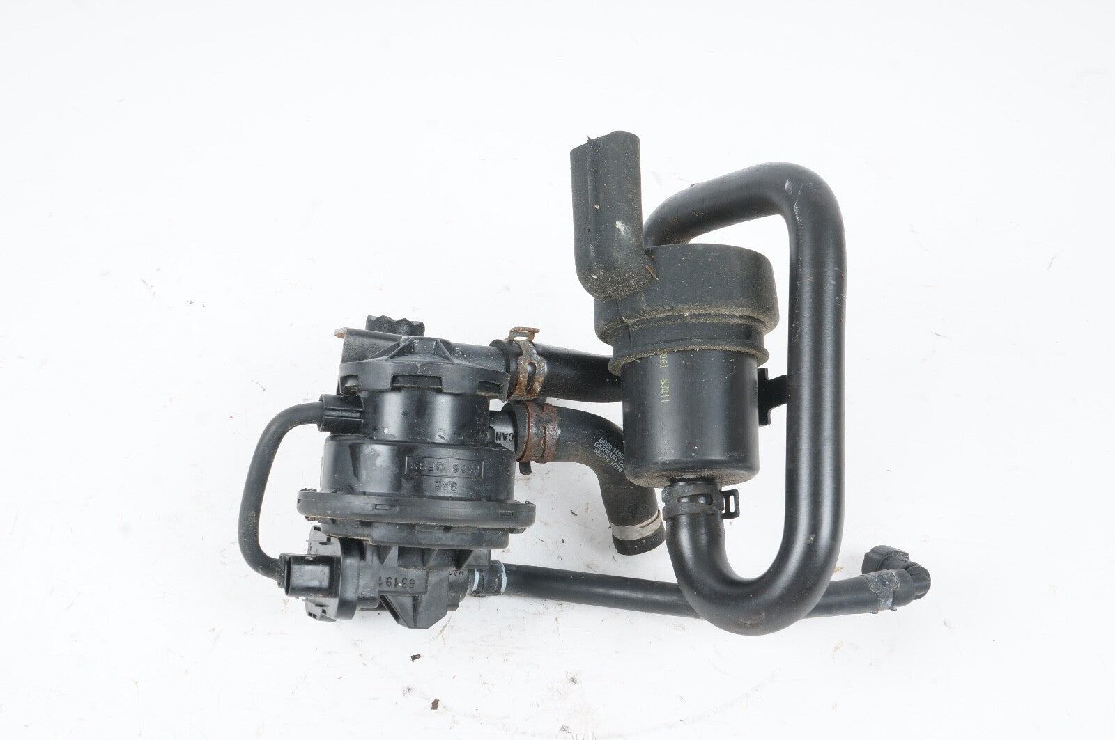 2010 - 2020 Bentley Mulsanne EVAP VALVE