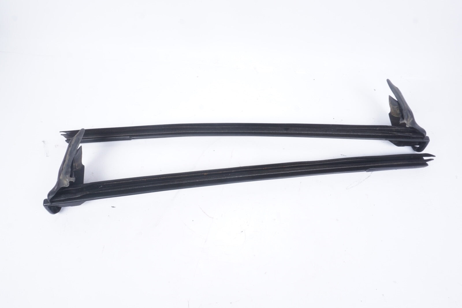 2011-2014 MERCEDES E350 CONVERTIBLE REAR QUARTER RUBBER SEAT LEFT & RIGHT