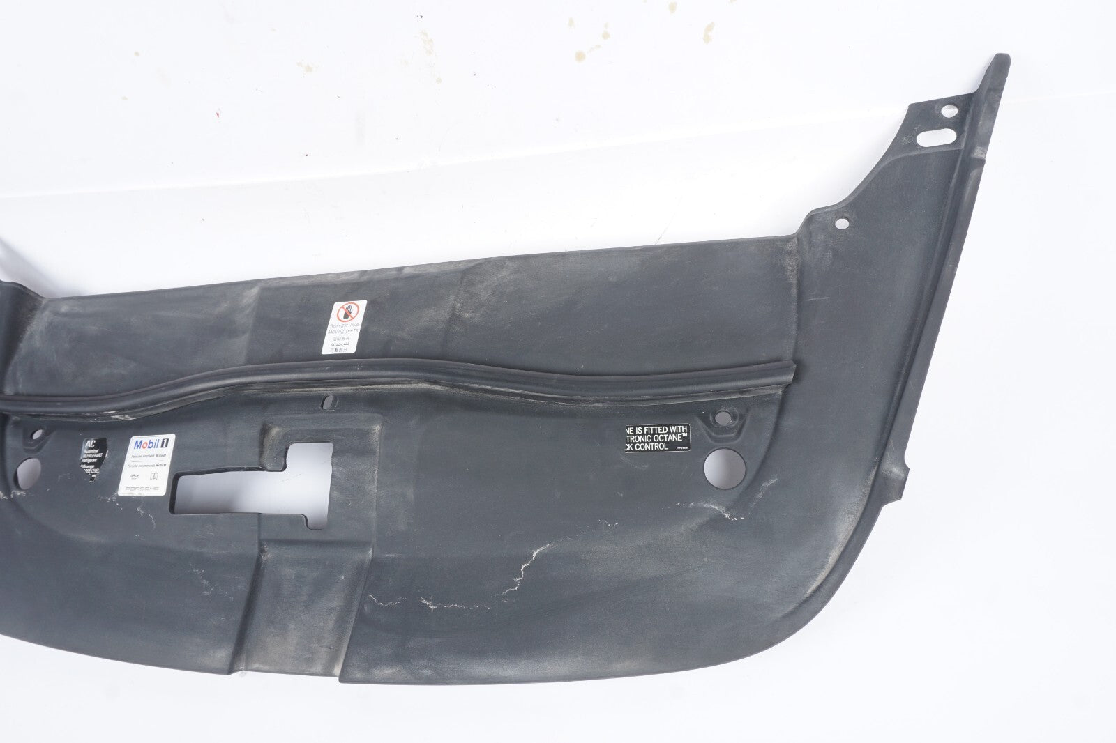 2011-2014 Porsche Cayenne 958 Engine Bay Cover Panel Center 7P5805806B OEM