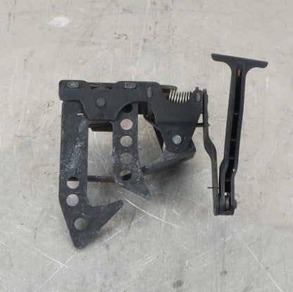 07-13 MERCEDES W221 S-CLASS HOOD LOCK LATCH CATCH MECHANISM 2218800264 OEM