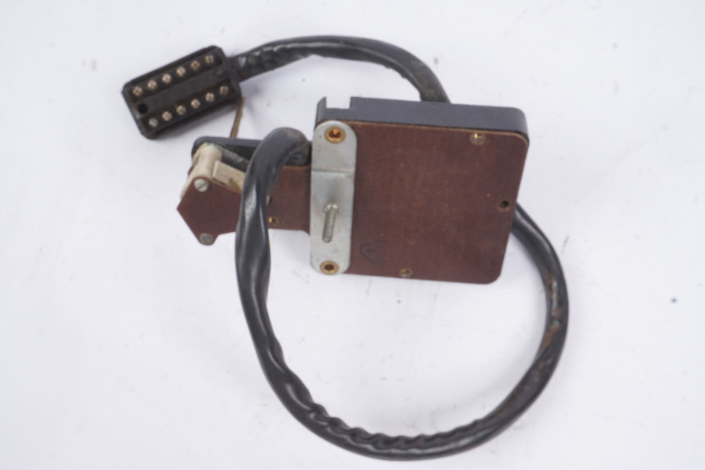 1963-71 Mercedes 280sl 250sl 230sl electrical switch plate  center cluster