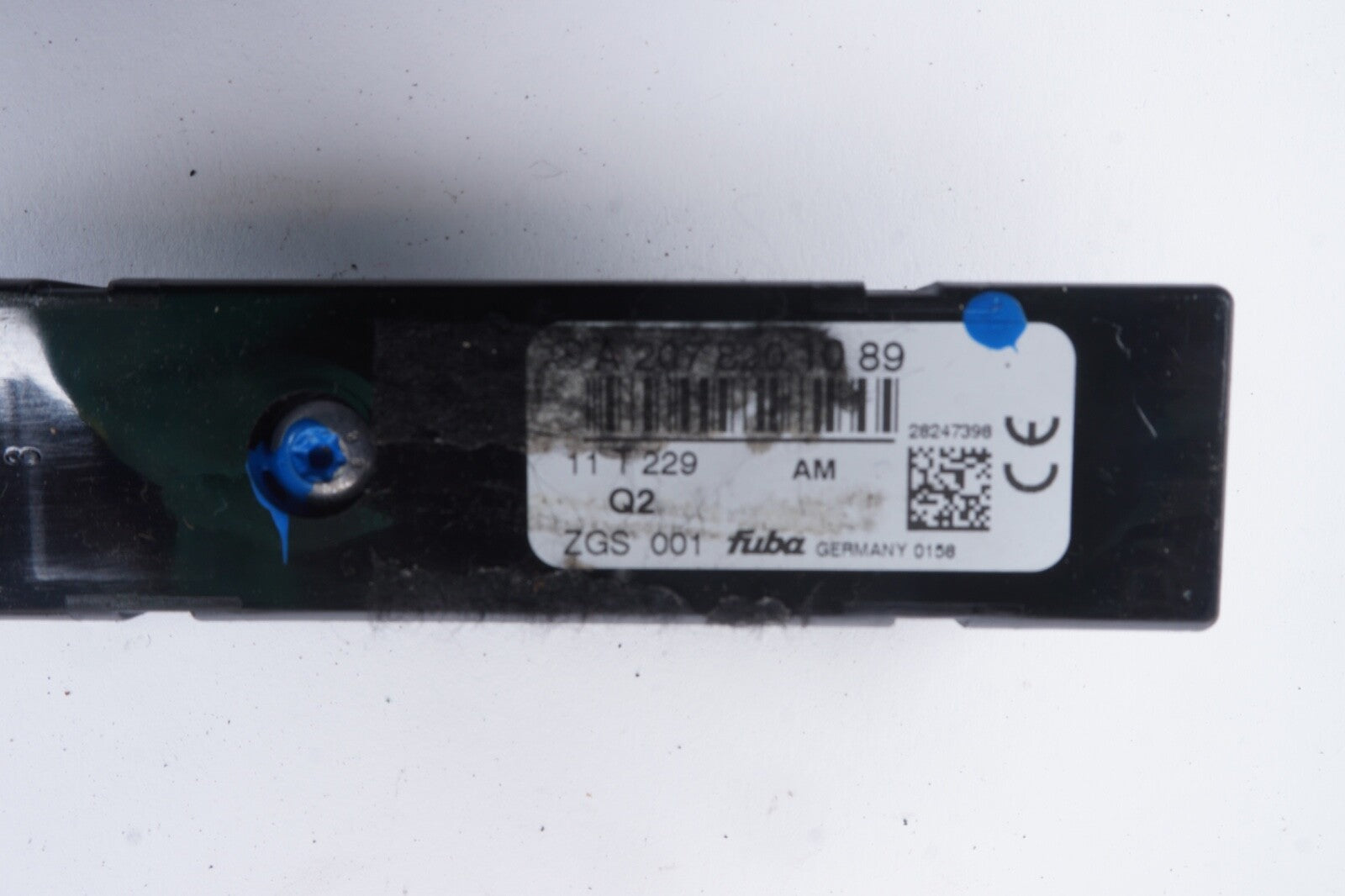 A2079053300 Radio Antenna Amplifier Noise Filter For Mercedes W207 E Class