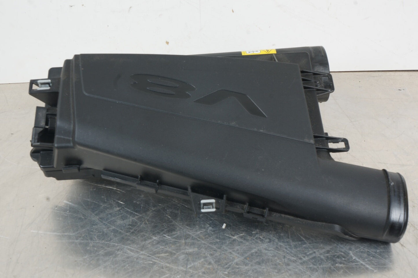 12-17 Mercedes W218 CLS550 S550 E550 Air Intake Cleaner Box Left 2780900101 OEM