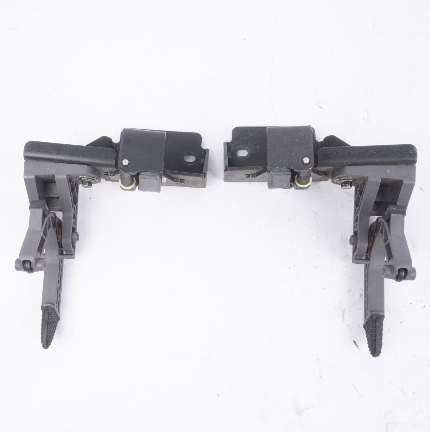 2008 - 2012 Volvo C70 Convertible Roof Latch - Left and Right