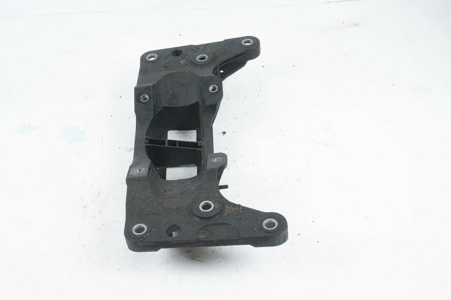 2012 - 2016 BMW 650i RWD GEARBOX SUPPORT MOUNT BRACKET MOUNT 69261510 OEM