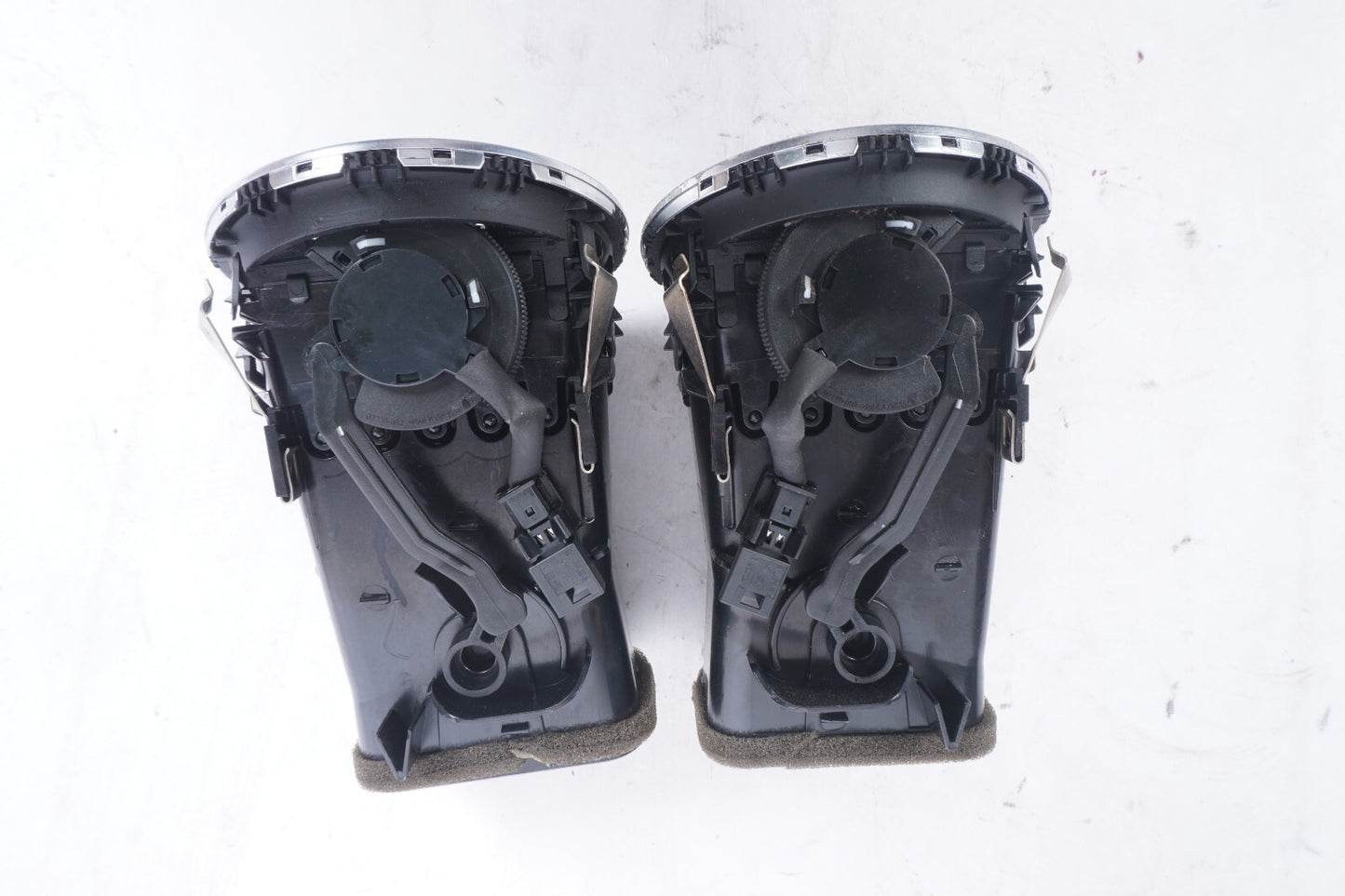 12-14 Mercedes C300 C250 C350 Dash Ac Heater Air Vent Left & Right OEM