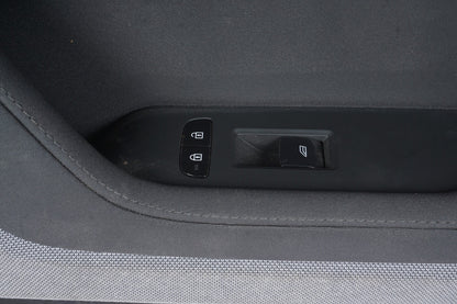 21-23 POLESTAR 2 FRONT RIGHT PASSENGER SIDE INTERIOR DOOR PANEL TRIM COVER OEM