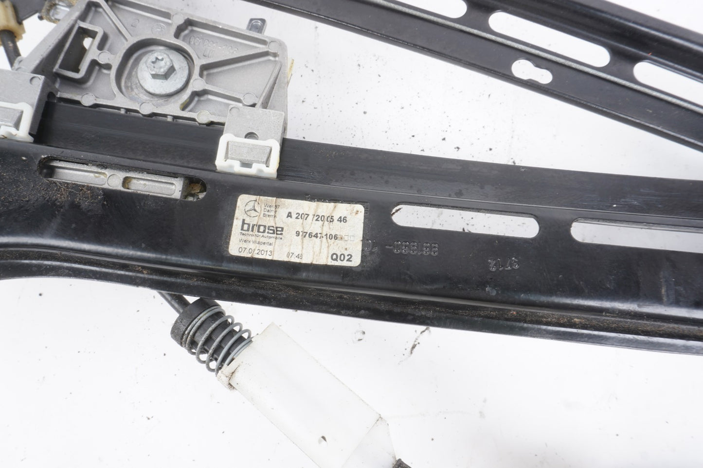 10-17 Mercedes W207 E350 E550 Coupe Left Driver Window Regulator & Motor OEM