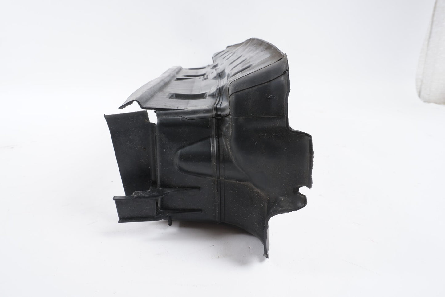 15 16 17 18 FORD FOCUS AIR INTAKE DUCT F1EB-8312-AA OEM
