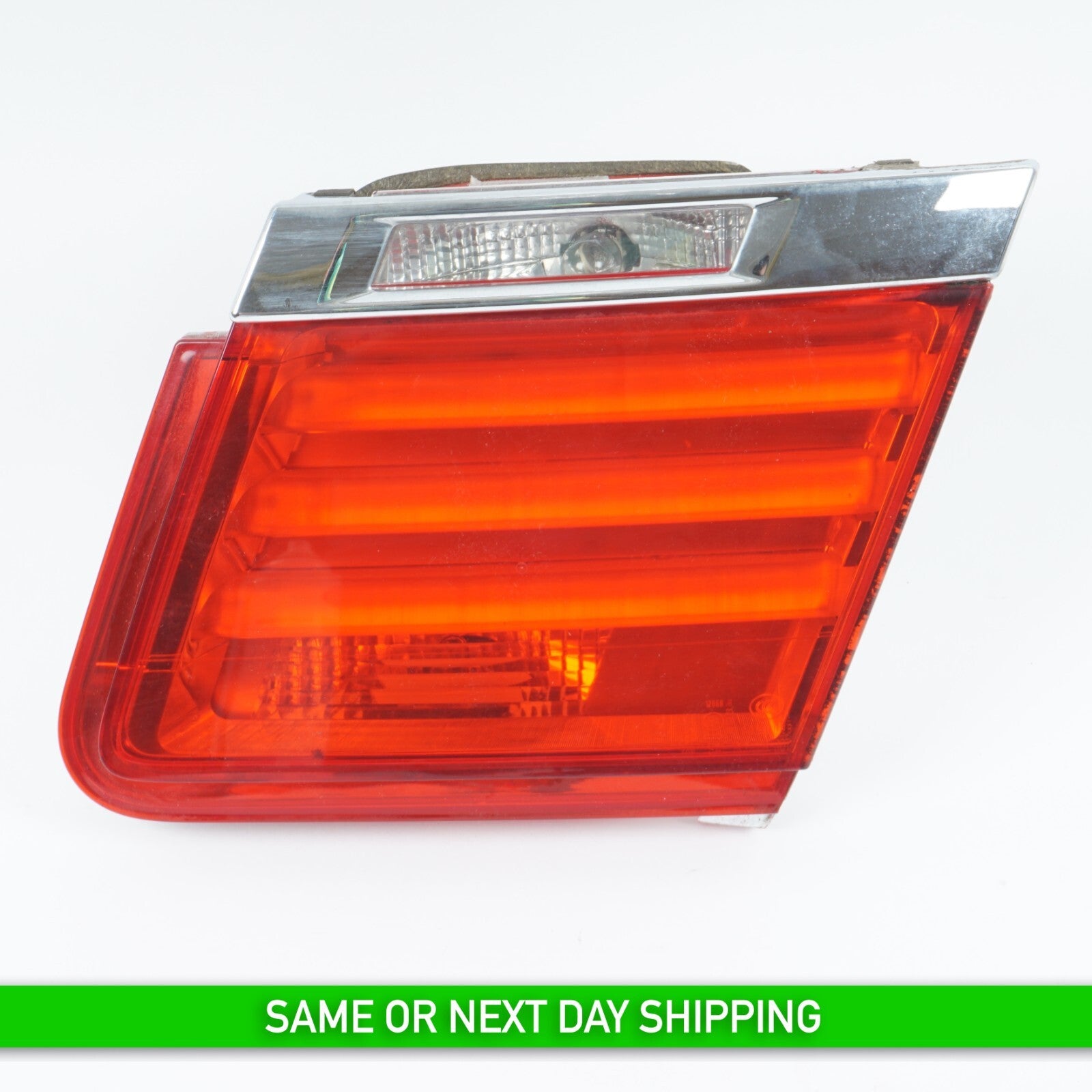 2009 - 2012 BMW 750Li SERIES REAR RIGHT PASSENGER SIDE INNER TAIL LIGHT LAMP OEM