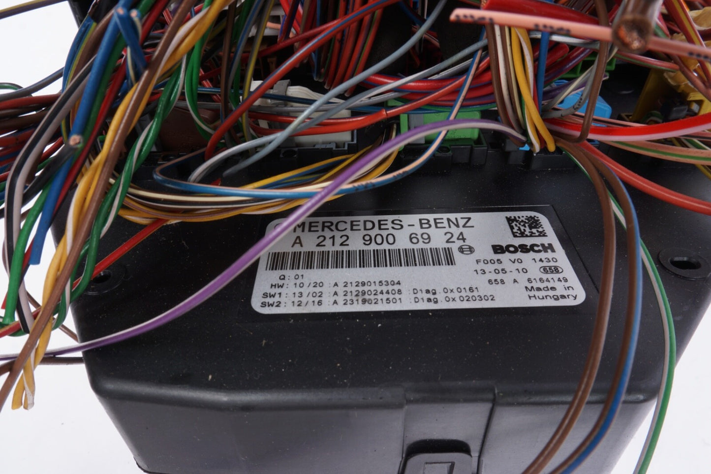 14-16 Mercedes E350 Front SAM Module Signal Activation Control Fusebox 