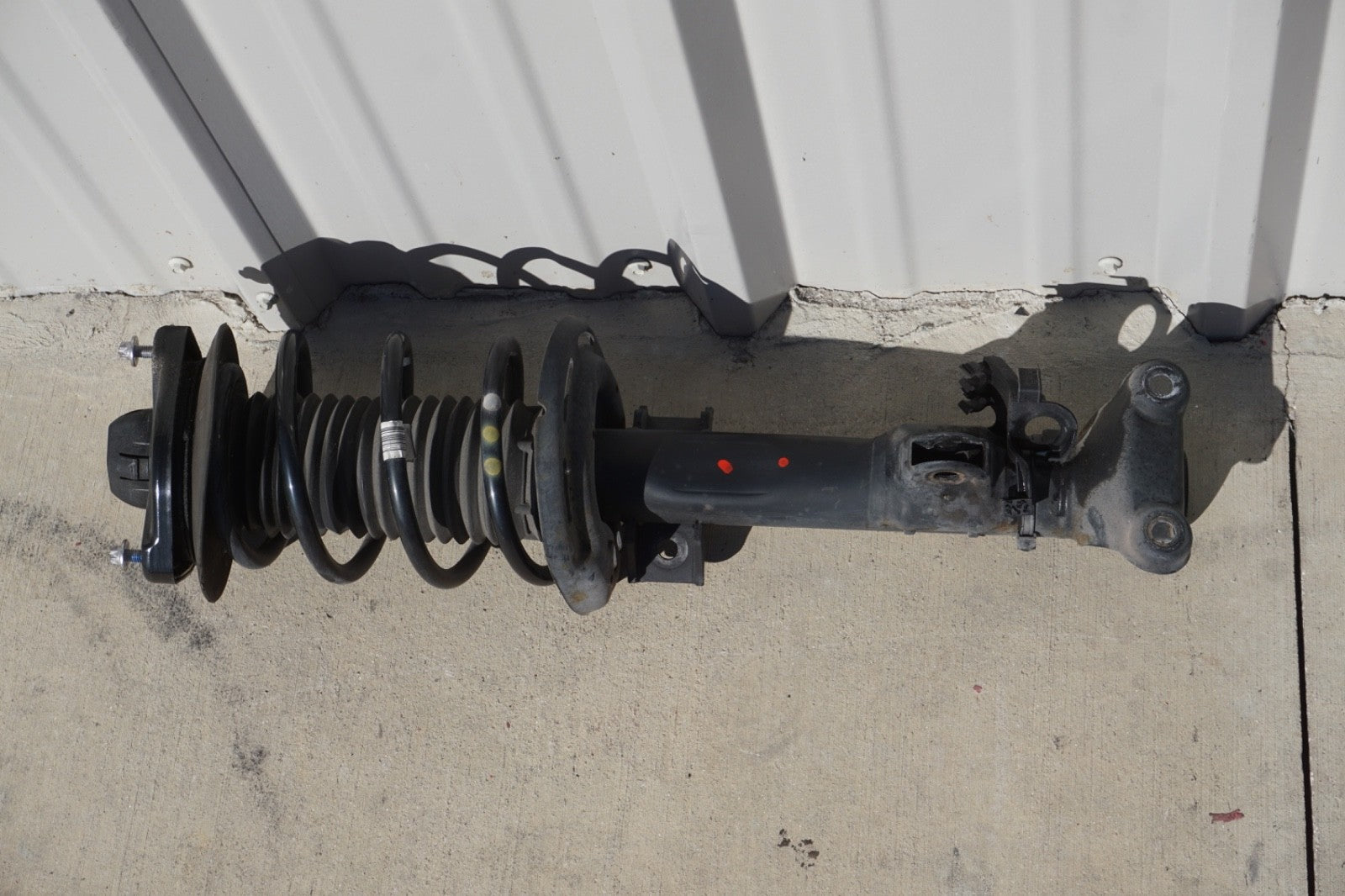 2008 - 2017 Mercedes W204 C250 E350 Front Right or Left Shock Strut Absorber 38k