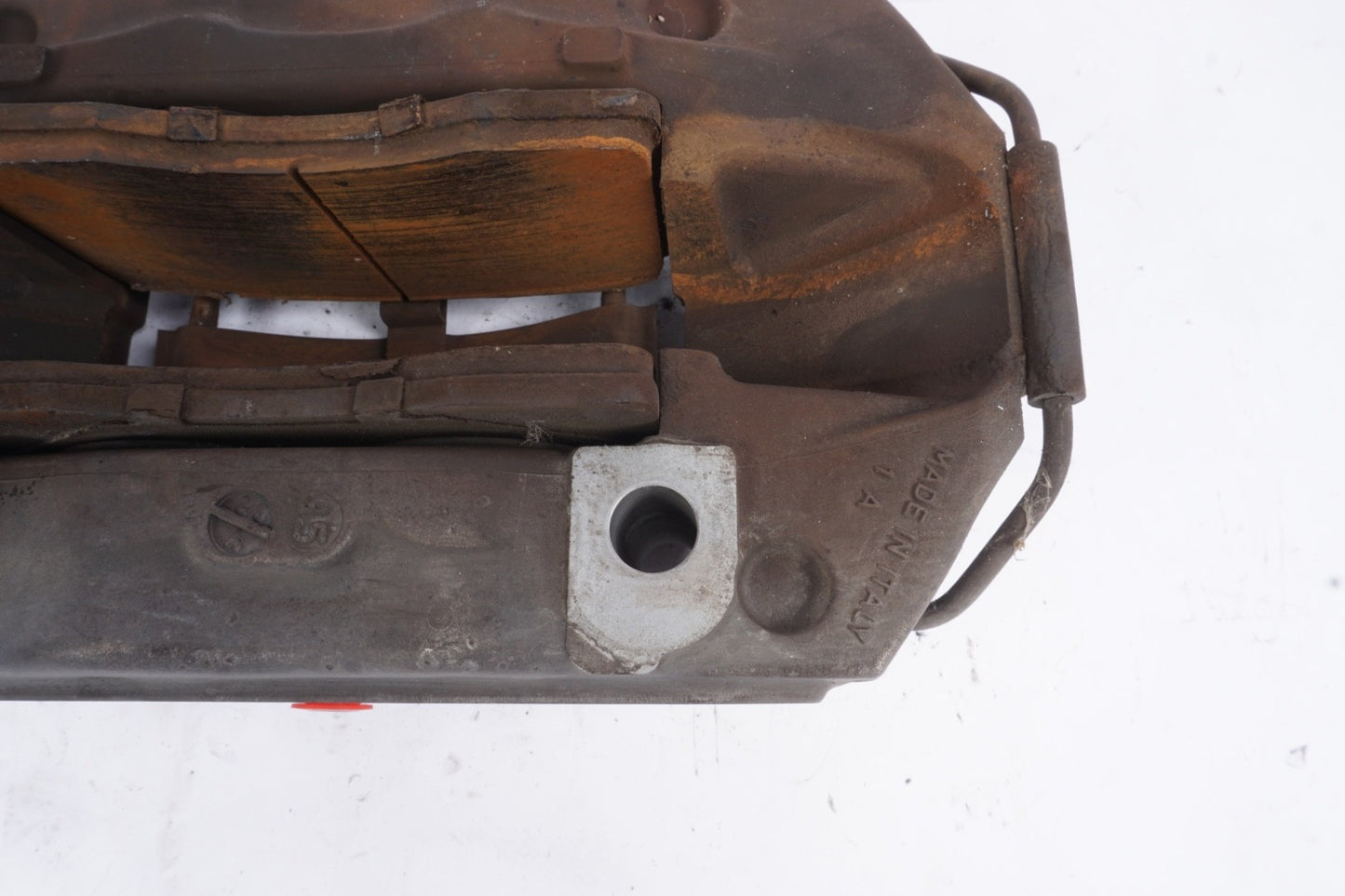 2014 - 2020 MASERATI GHIBLI RIGHT PASSENGER FRONT BRAKE CALIPER BREMBO OEM