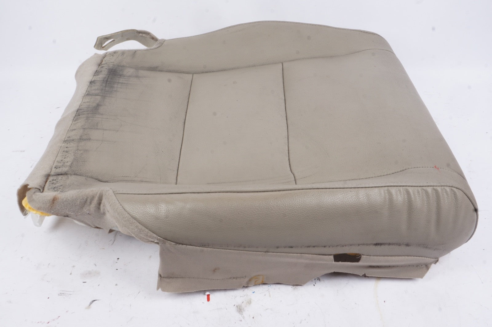 2014 - 2017 HONDA ODYSSEY FRONT RIGHT PASSENGER SEAT LOWER CUSHION BUTTOM