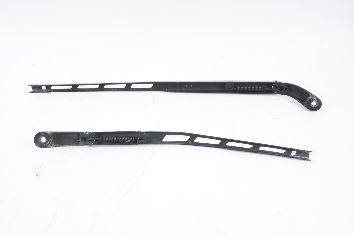 11-17 AUDI A8 A8L S8 WINDSHIELD WIPER ARM LEFT & RIGHT OEM