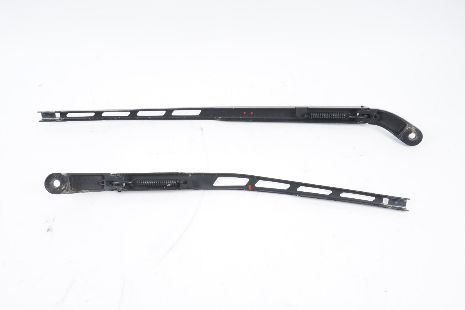 11-17 AUDI A8 A8L S8 WINDSHIELD WIPER ARM LEFT & RIGHT OEM