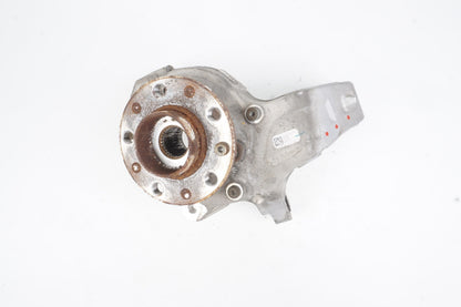 2017 - 2019 ALFA ROMEO STELVIO AWD REAR LEFT SIDE SPINDLE KNUCKLE HUB OEM