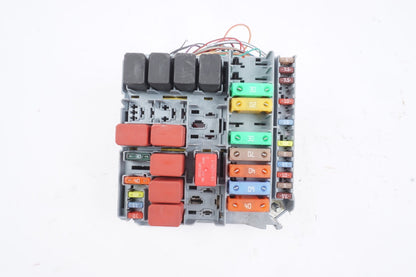 2012 2013 Fiat 500 1.4L  Engine Compartment Fuse Box Junction OEM