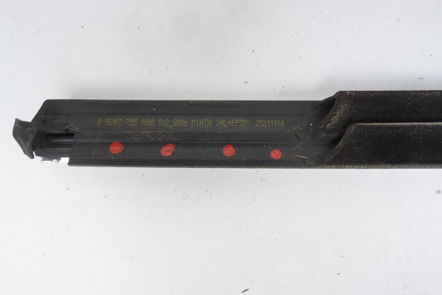 2022 - 2024 MERCEDES EQB350 X243 REAR RIGHT SIDE DOOR WINDOW BELT MOLDING OEM