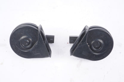2010-2016 Mercedes-Benz E350 Sport 4MATIC High and Low Note Horn w/ Bracket