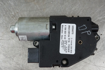 2006-2009 MERCEDES R350 R500 SUNROOF WINDOW GLASS MOTOR W/WIRES A1648201442 OEM