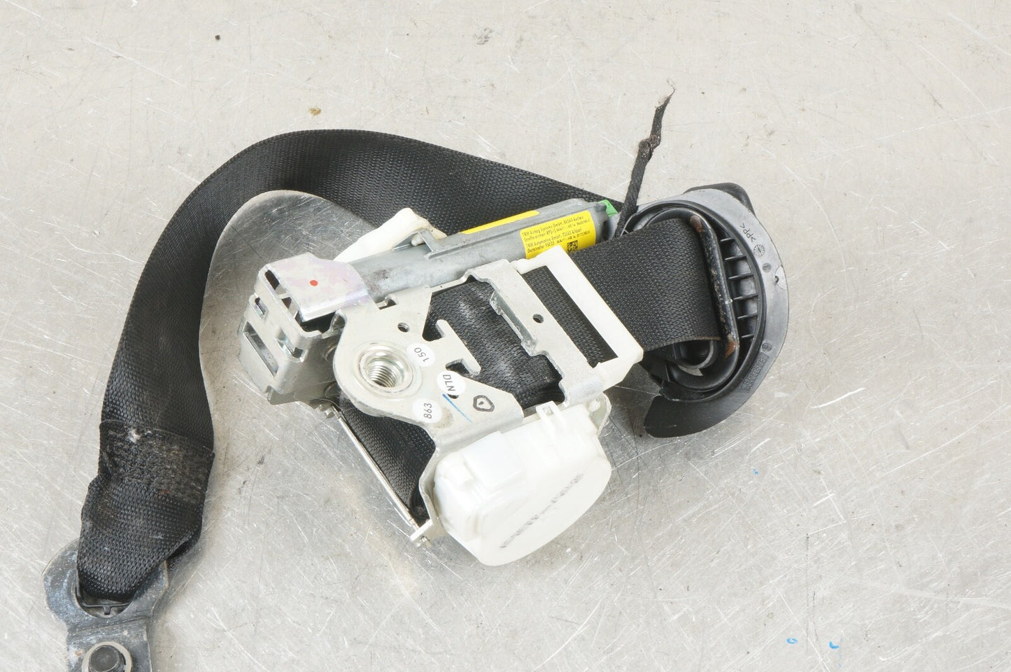 2012 MERCEDES C250 COUPE FRONT LEFT SEAT BELT SAFETY BELT OEM 12 13 14 15 
