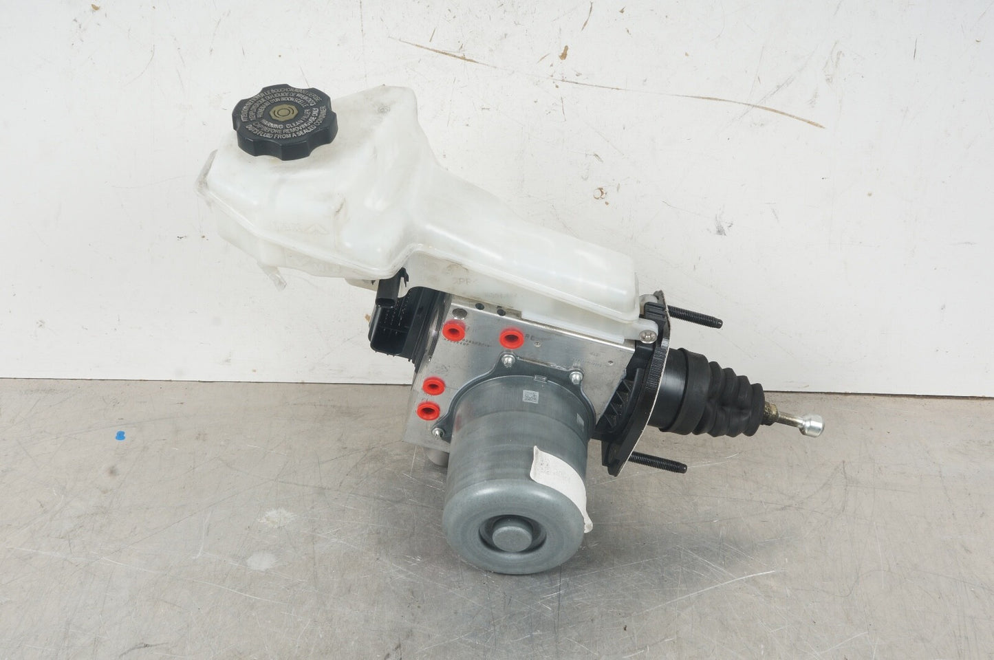 2020-2021 Cadillac CT4 ABS Pump Control Module 84826407 OEM