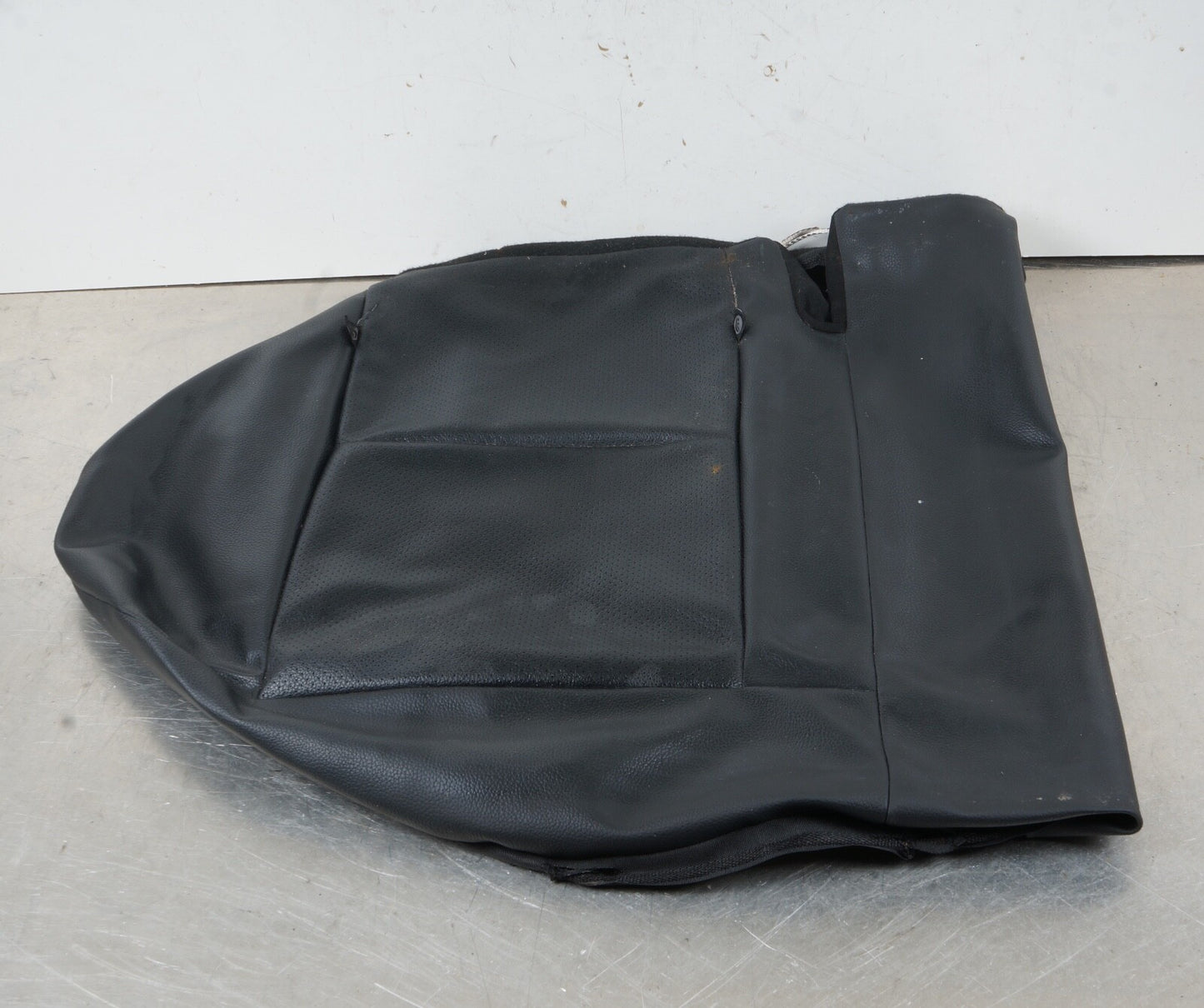 2012-14 Mercedes-Benz C250 C300 C350 Sedan Rear Lower Bottom Bench Seat Portion