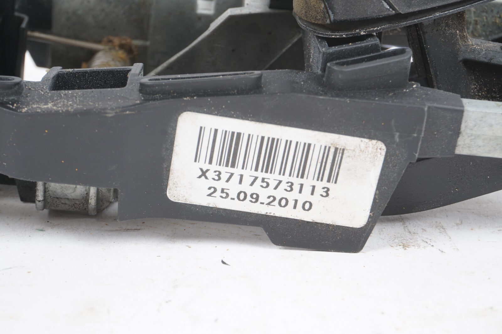 2010-2013 BMW 550I GT F07 REAR LEFT DRIVER SIDE EXTERIOR DOOR HANDLE OEM
