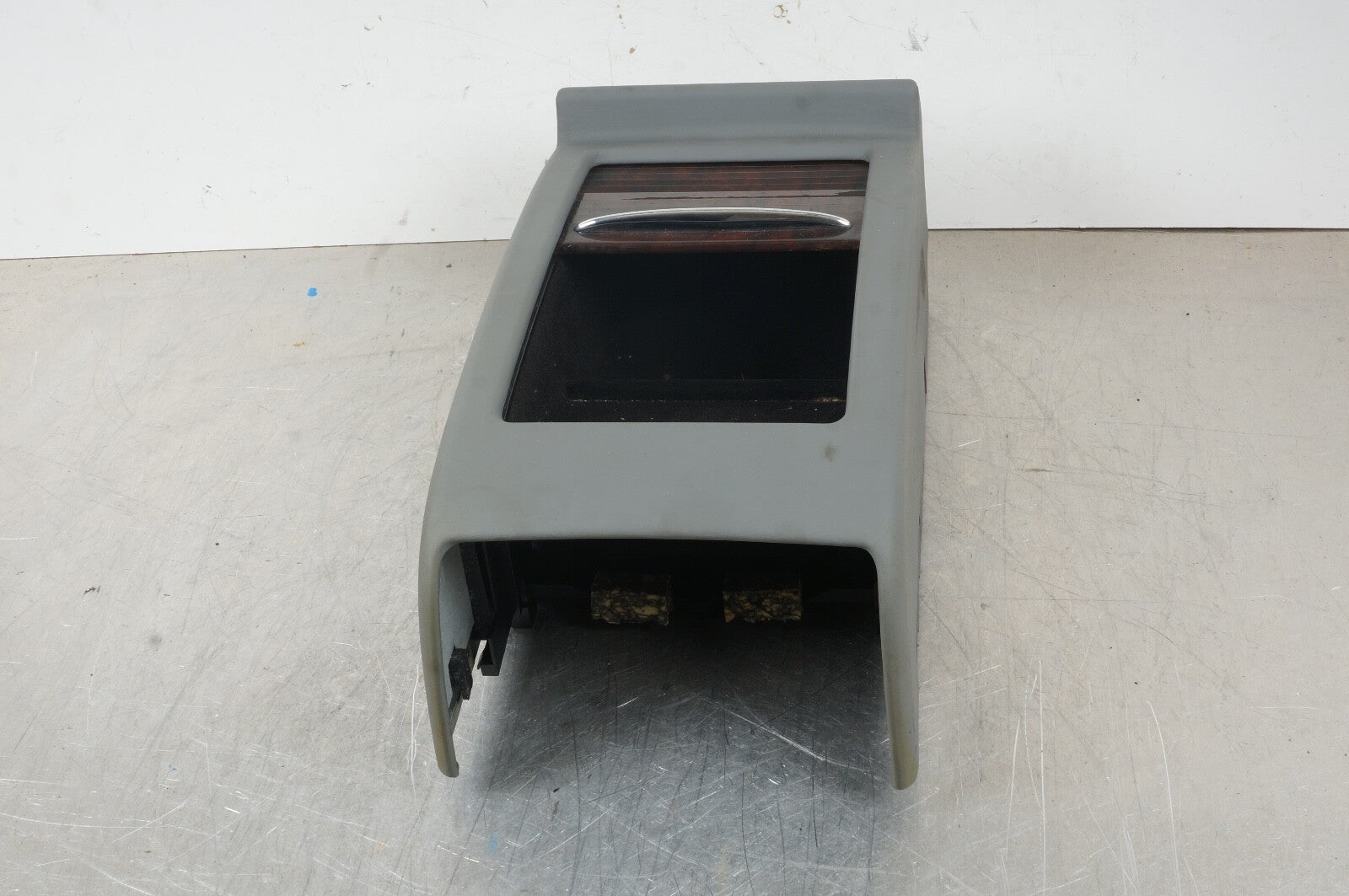 07-10 Mercedes W216 CL550 Center Console Rear Storage Compartment GRAY OEM