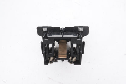 2014-2019 Maserati ghibli M157 Center Console Armrest Release Opener Button Arm