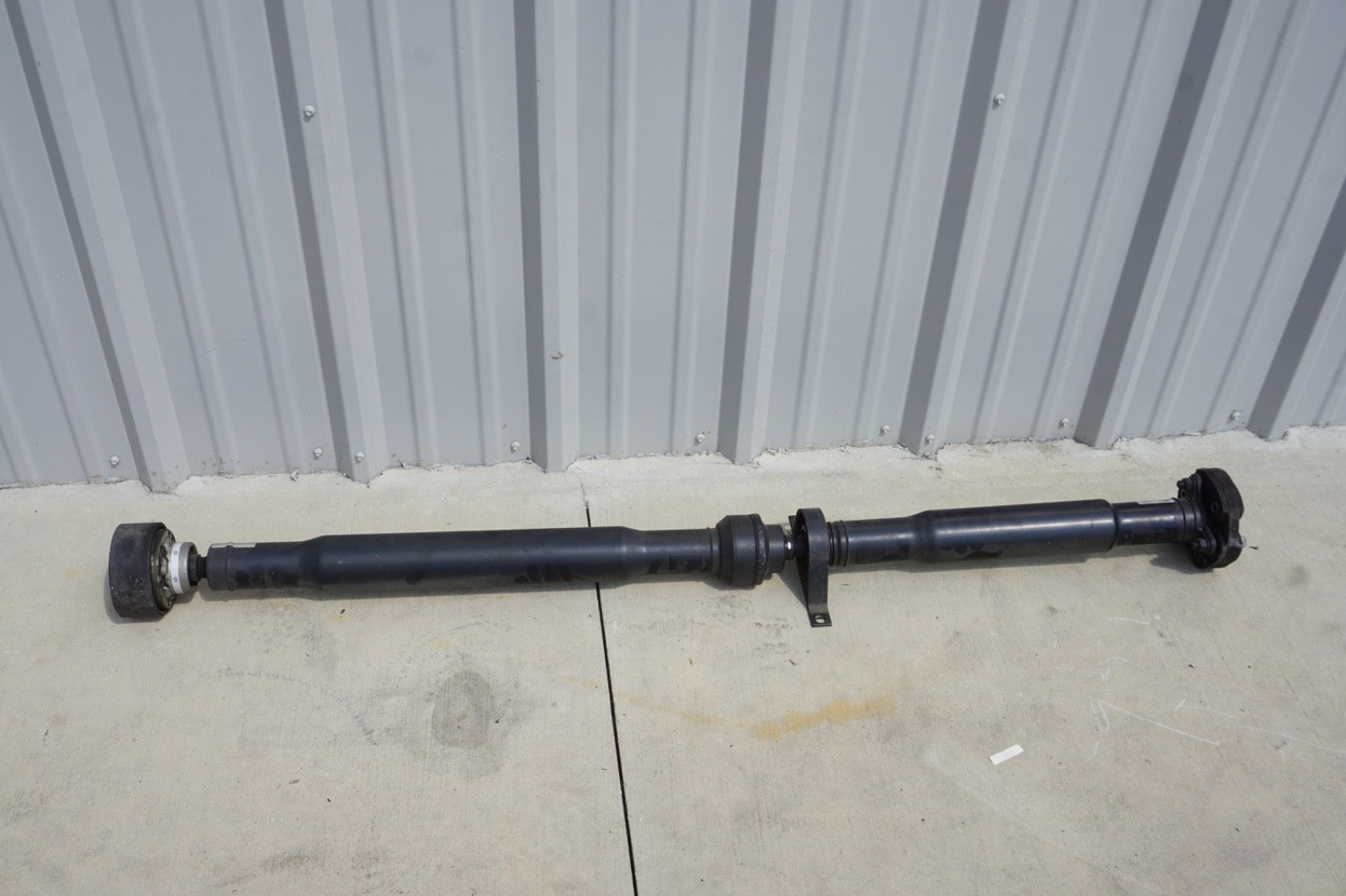 2014 - 2017 MASERATI GHIBLI S M157 AWD DRIVE SHAFT CARDAN PROPELLER REAR OEM