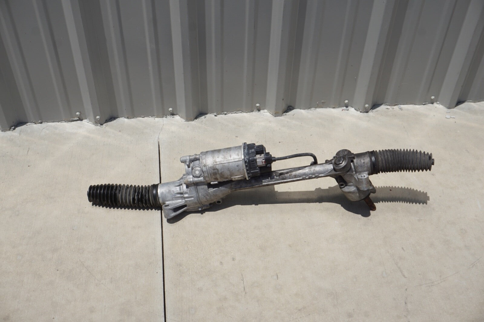 2018-2023 ALFA ROMEO GIULIA RWD POWER STEERING GEAR RACK & PINION OEM