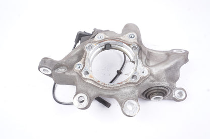 2014 - 2017 MERCEDES S S550 W222 REAR RIGHT PASS SIDE SPINDLE KNUCKLE OEM