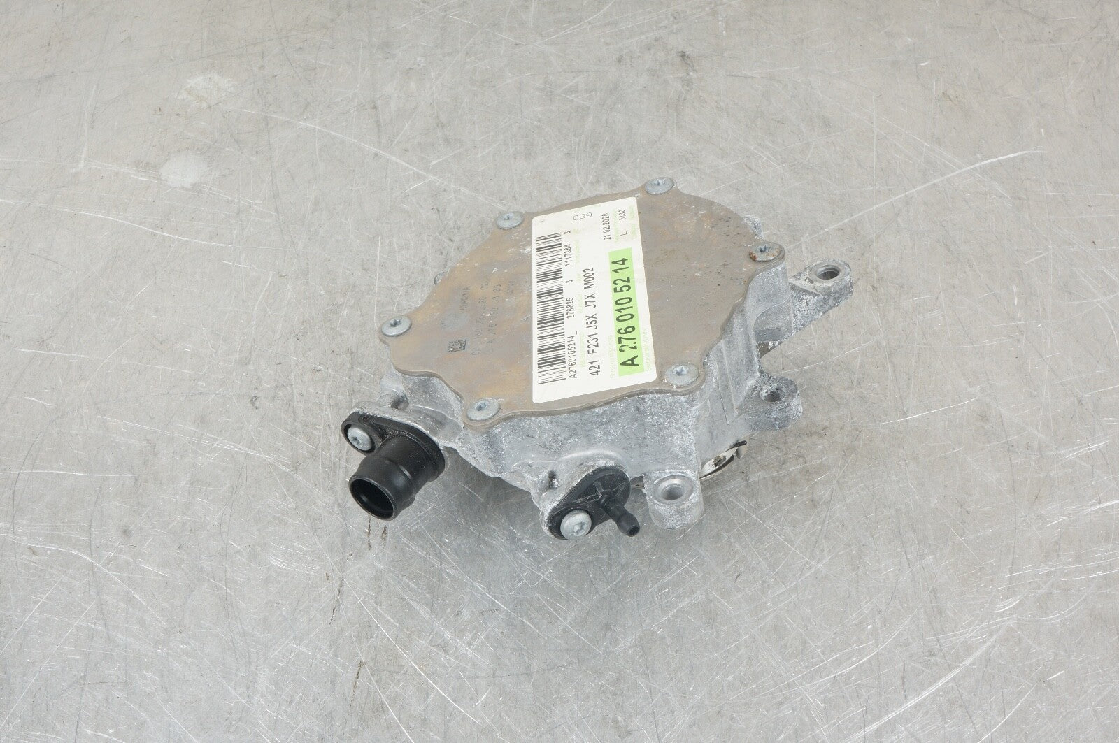 2017-2020 Mercedes Benz SL550 R231 2760105214 VACUUM PUMP