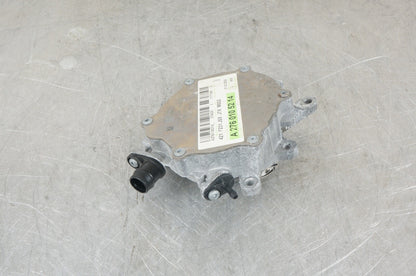 2017-2020 Mercedes Benz SL550 R231 2760105214 VACUUM PUMP