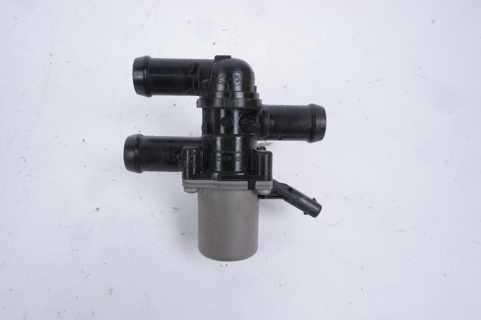2021 - 2023 Polestar 2 Heater Water Valve OEM