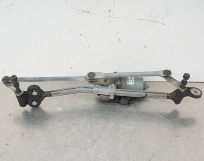 07-13 BMW X5 E70 Front Windshield Wiper Linkage w/ Motor Assembly 7200535  OEM 